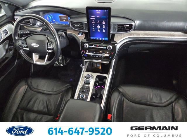 Certified 2021 Ford Explorer Platinum w/ Equipment Group 601A image 30