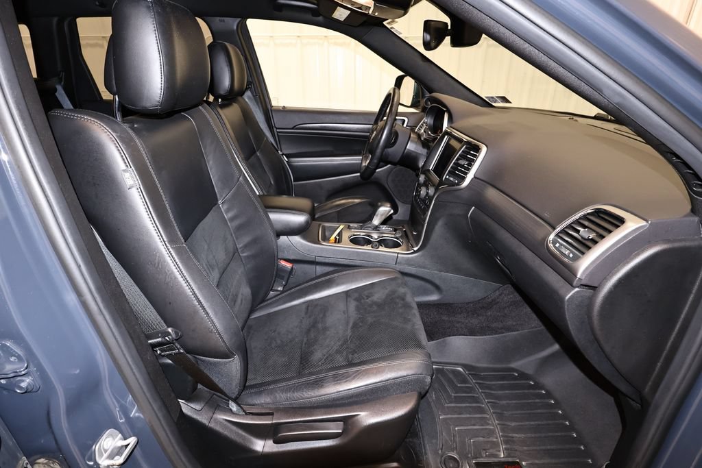Used 2018 Jeep Grand Cherokee Laredo AWD/4WD image 20