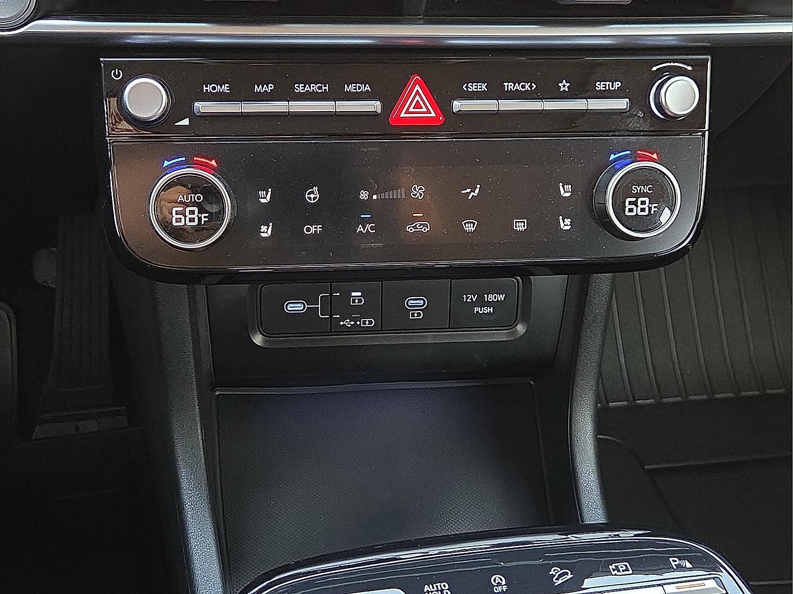 Used 2025 Hyundai Tucson Limited FWD image 16