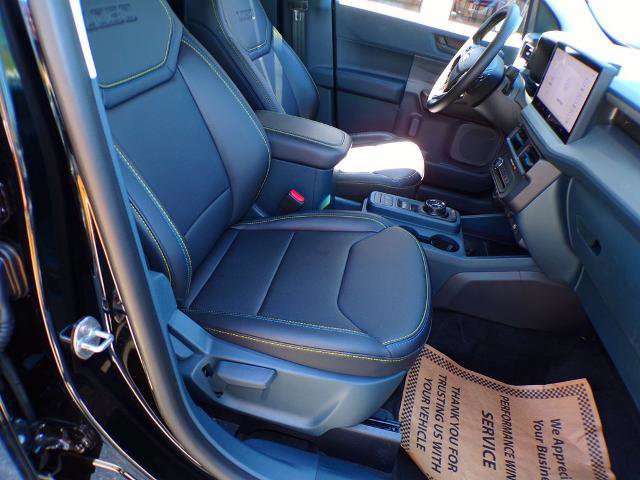Certified 2025 Ford Maverick Lobo AWD/4WD image 14