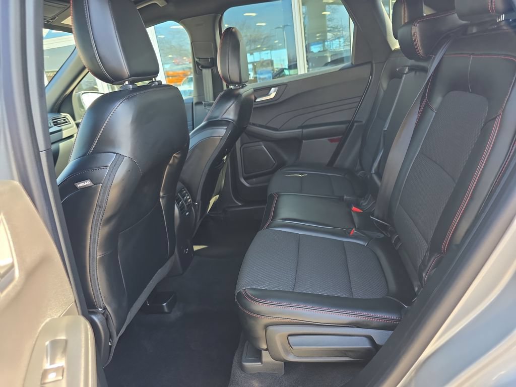 Certified 2023 Ford Escape ST-Line w/ Tech Pack #1 AWD/4WD image 36