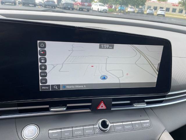 Used 2024 Hyundai Elantra Blue FWD image 19