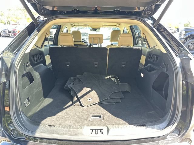 Certified 2024 Ford Edge SEL w/ Convenience Package AWD/4WD image 14