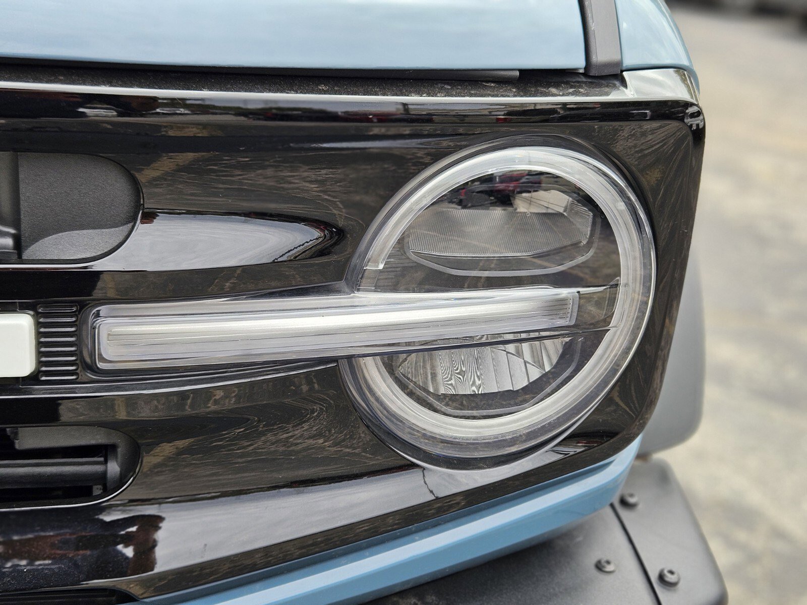 Certified 2023 Ford Bronco Outer Banks w/ Sasquatch Package image 11