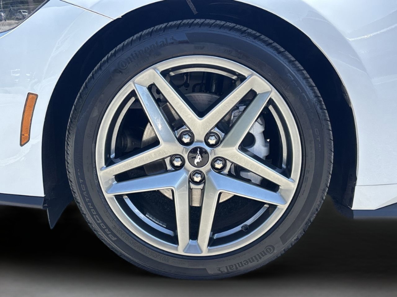 Certified 2025 Ford Mustang Coupe RWD image 31