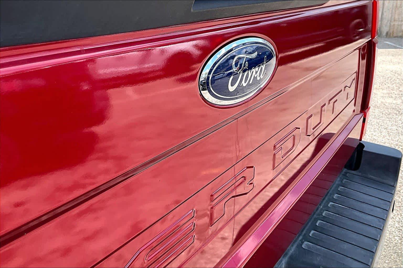 Certified 2022 Ford F350 Lariat w/ Lariat Ultimate Package AWD/4WD image 31