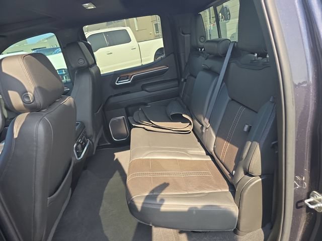 Used 2022 Chevrolet Silverado 1500 High Country w/ Z71 Off-Road Package AWD/4WD image 23
