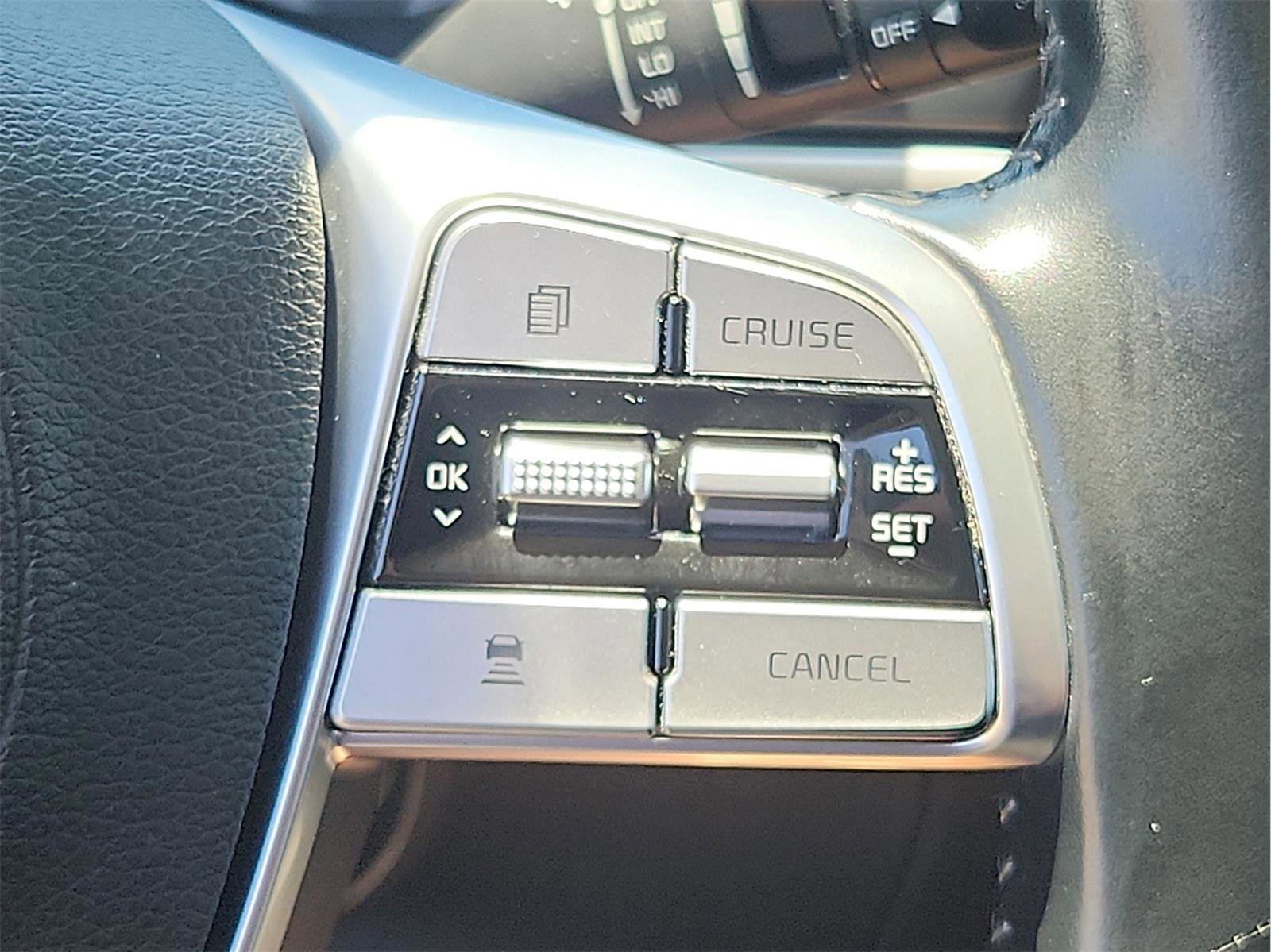 Used 2021 Kia Telluride LX AWD/4WD image 19