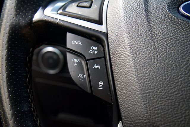 Certified 2020 Ford Edge ST w/ Cold Weather Package AWD/4WD image 19