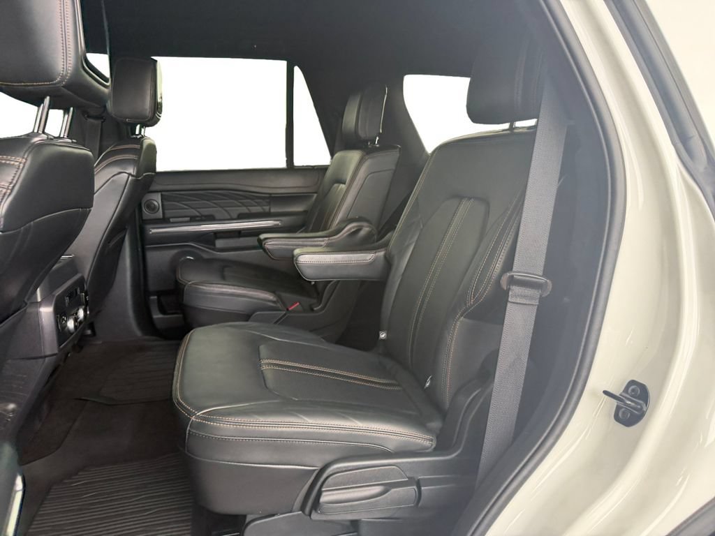 Certified 2023 Ford Expedition Platinum AWD/4WD image 18