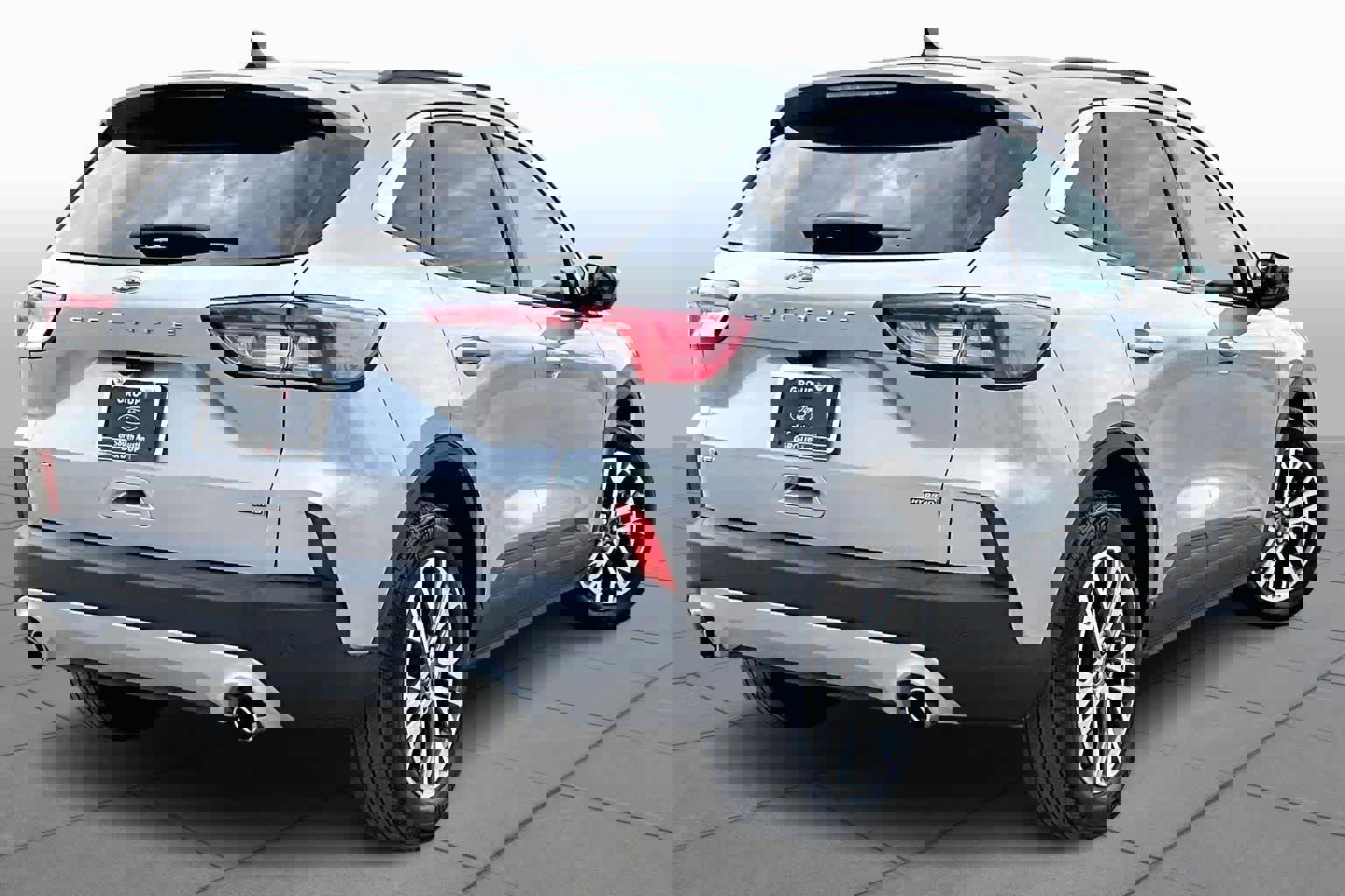 Certified 2022 Ford Escape SEL image 3