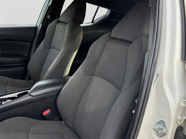 Used 2019 Toyota C-HR XLE image 14