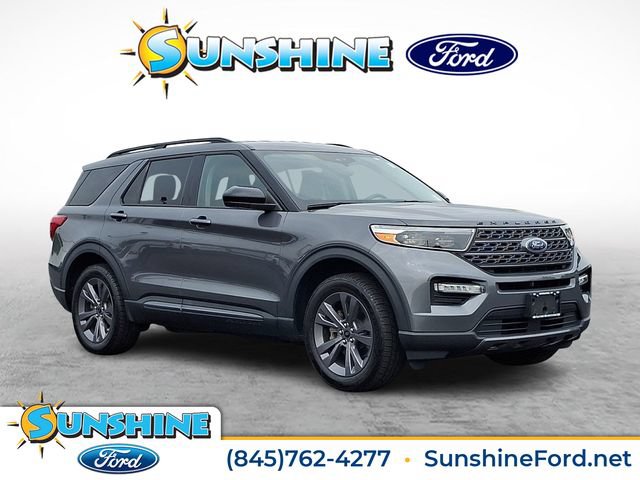 Certified 2023 Ford Explorer XLT w/ Equipment Group 202A AWD/4WD image 1