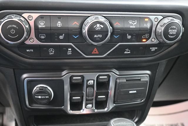 Used 2022 Jeep Gladiator Overland w/ Popular Equipment Package AWD/4WD image 11
