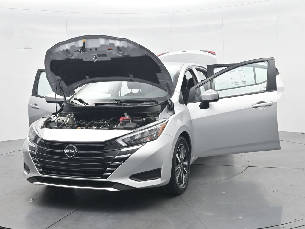 Used 2025 Nissan Versa SV FWD image 47