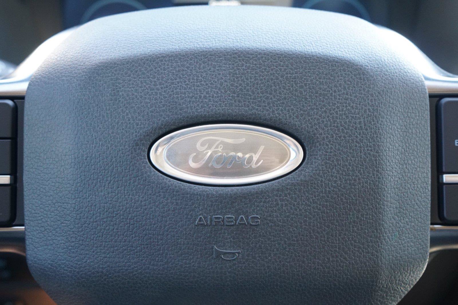 Certified 2024 Ford Expedition Platinum RWD image 14