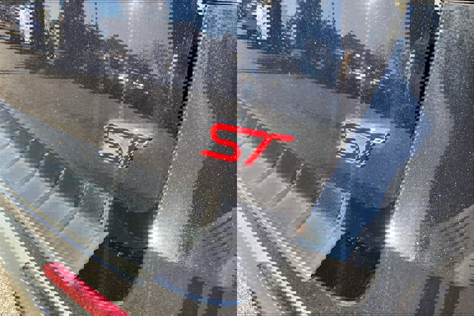 Certified 2025 Ford Explorer ST image 11