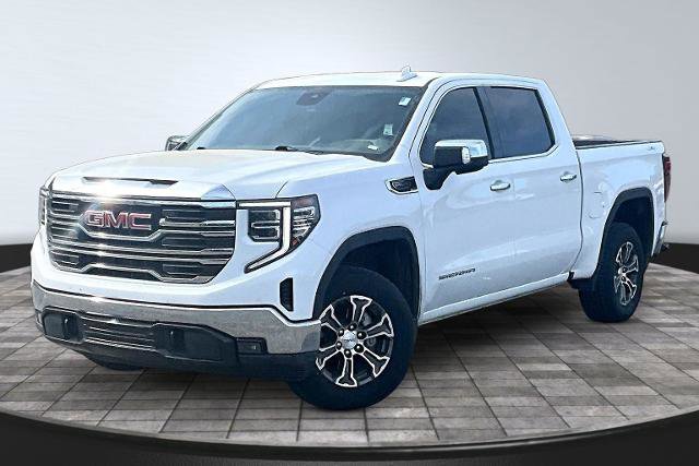 Used 2025 GMC Sierra 1500 SLT AWD/4WD image 12