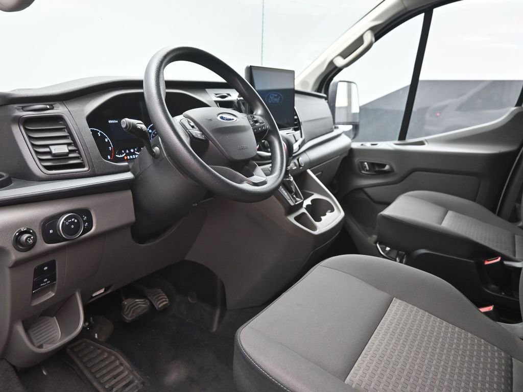 Certified 2023 Ford Transit 350 XLT RWD image 22