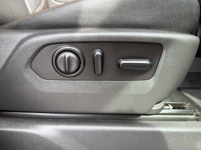 Used 2021 GMC Sierra 1500 AT4 AWD/4WD image 10