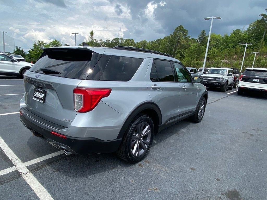 Certified 2022 Ford Explorer XLT w/ Equipment Group 202A AWD/4WD image 7