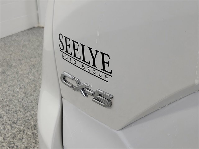 Used 2019 MAZDA CX-5 Touring image 23