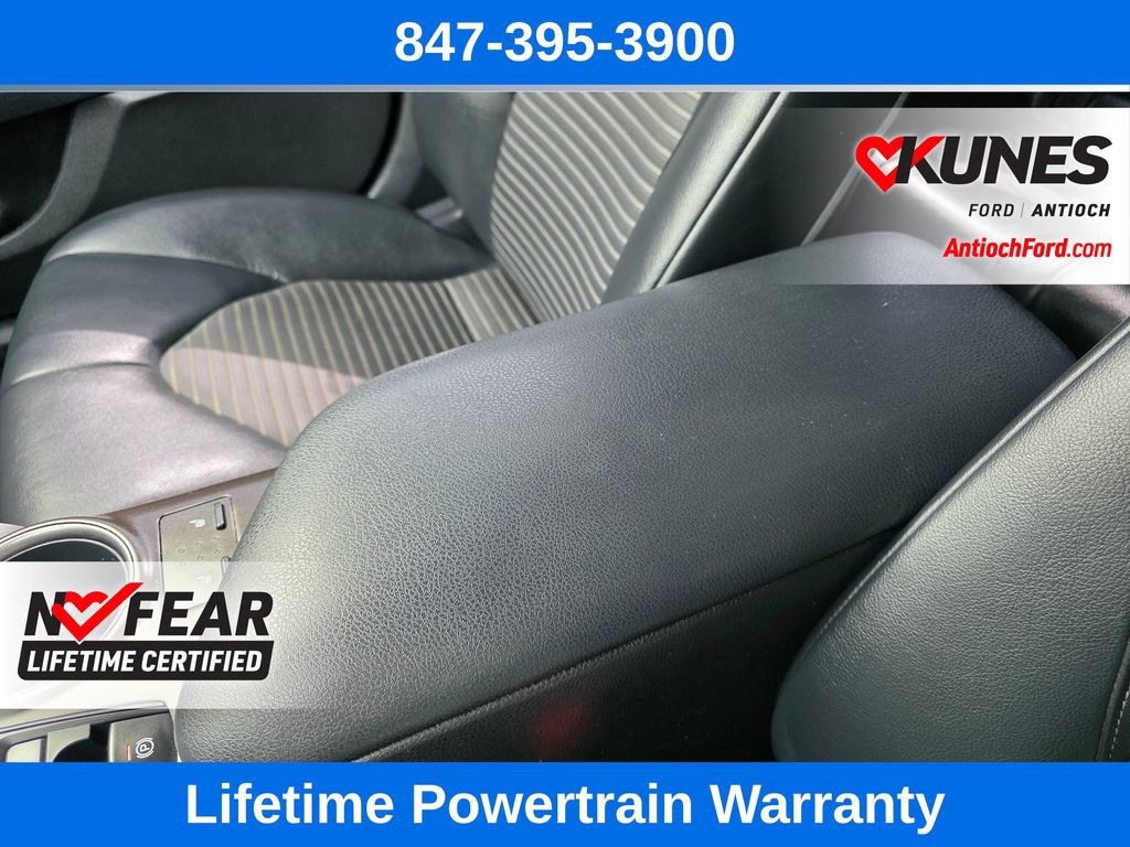 Used 2021 Toyota Camry SE w/ Cold Weather Package image 49