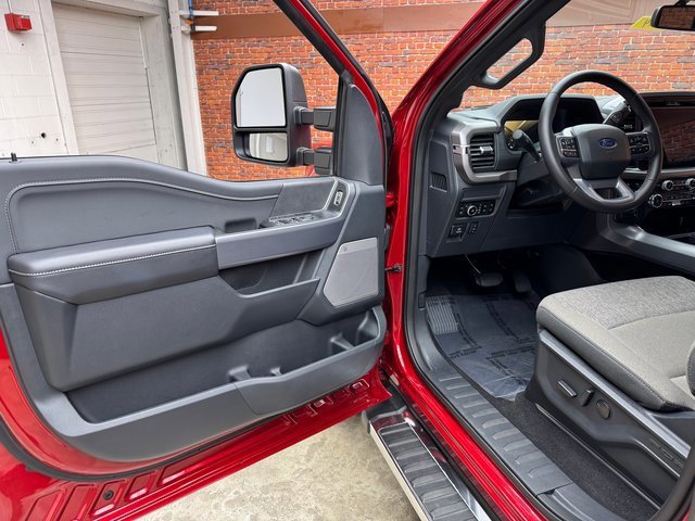 Certified 2025 Ford F150 XLT w/ Equipment Group 303A High image 10