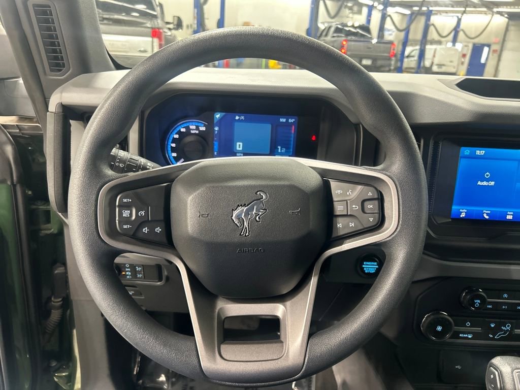 Certified 2022 Ford Bronco Base image 18