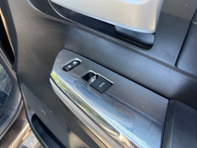 Used 2021 Toyota Tundra Limited w/ Limited Premium Package image 39