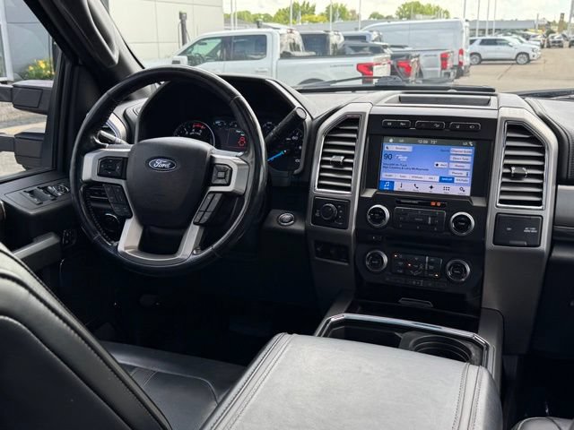 Certified 2017 Ford F350 Platinum w/ Platinum Ultimate Package AWD/4WD image 16