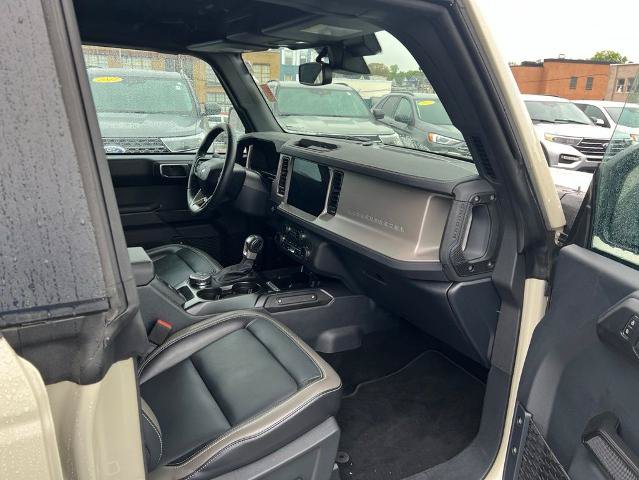 Certified 2025 Ford Bronco Outer Banks AWD/4WD image 14