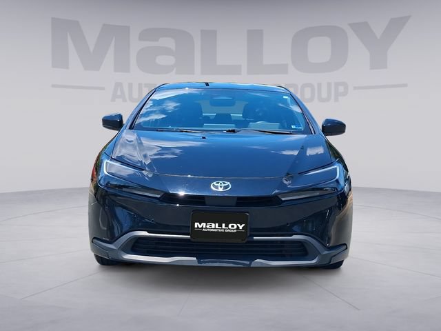 Used 2025 Toyota Prius LE FWD image 8