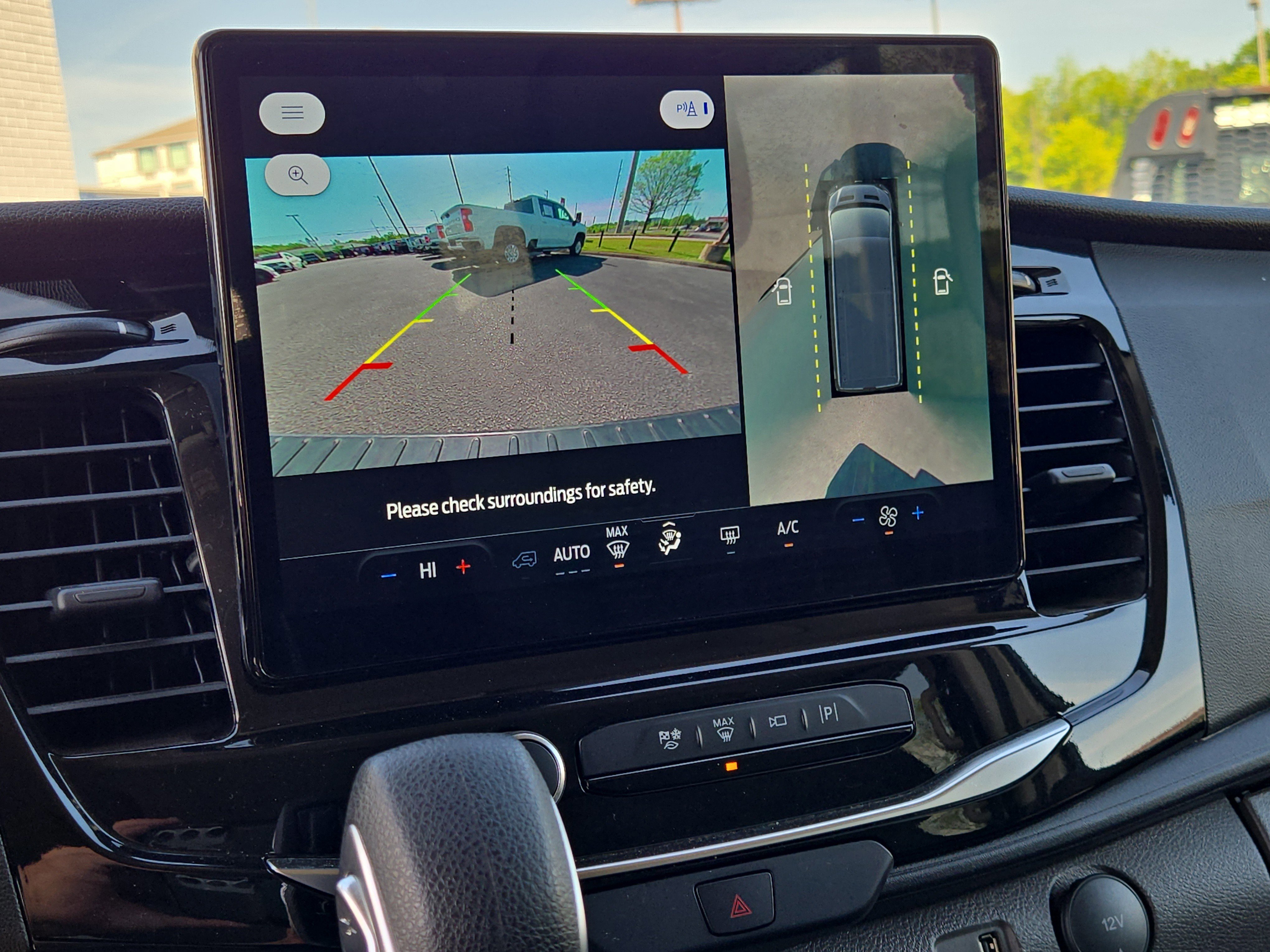 Certified 2023 Ford Transit 350 XLT image 32