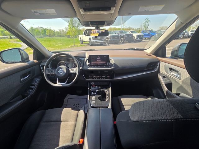 Used 2021 Nissan Rogue SV FWD image 19