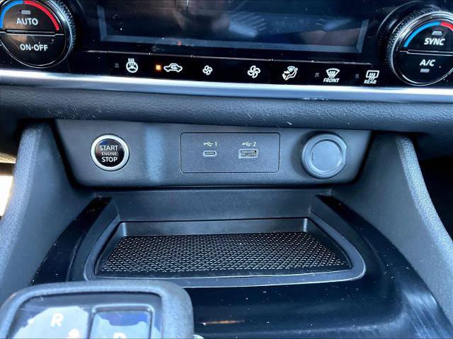 Used 2021 Nissan Rogue SV AWD/4WD image 18