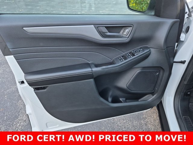 Certified 2024 Ford Escape Active AWD/4WD image 12