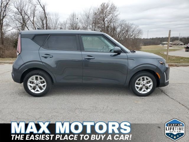 Used 2024 Kia Soul LX w/ Option Group 015 image 6