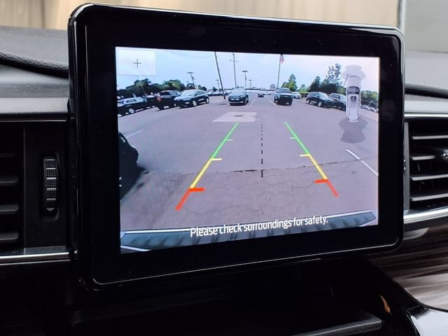 Certified 2024 Ford Explorer Limited w/ Equipment Group 301A AWD/4WD image 10