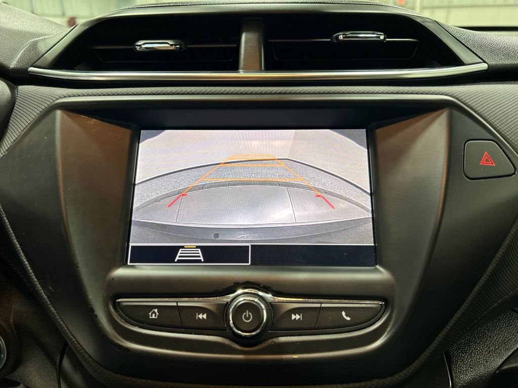 Used 2022 Chevrolet TrailBlazer LT FWD image 21