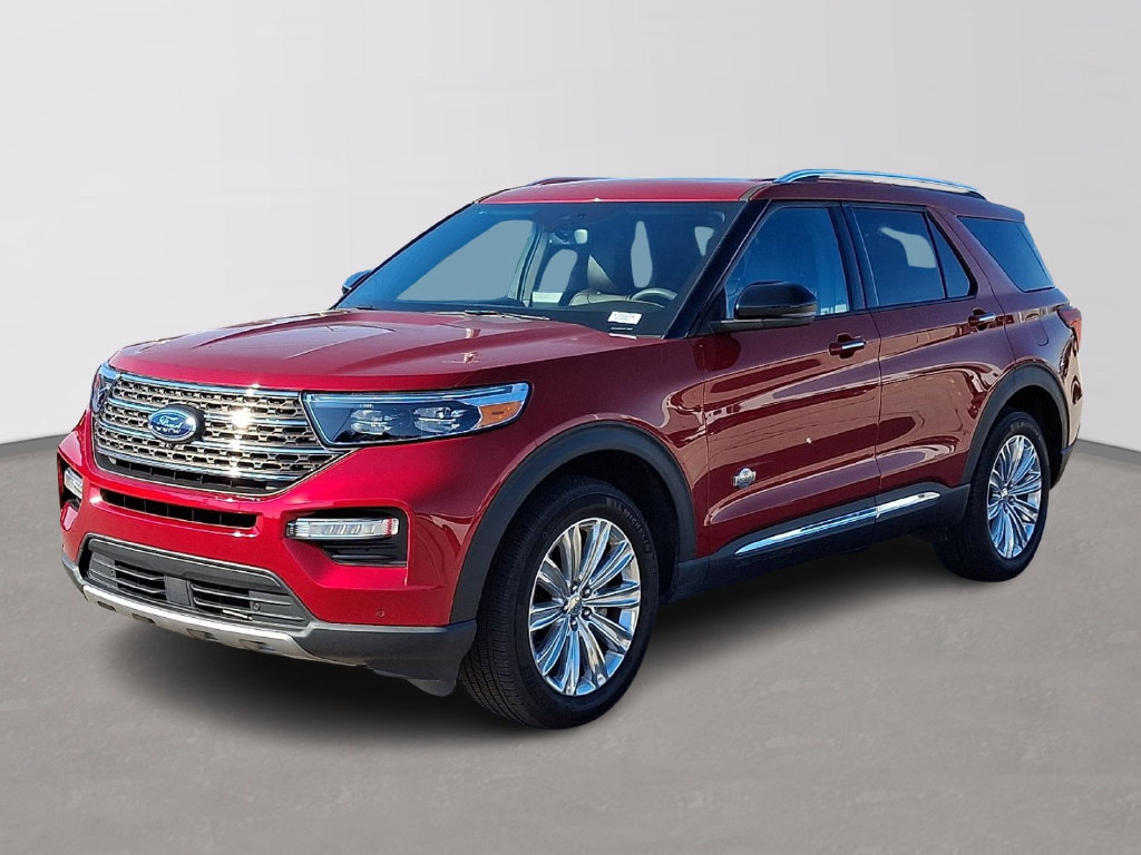 Certified 2024 Ford Explorer King Ranch w/ Technology Package AWD/4WD image 3