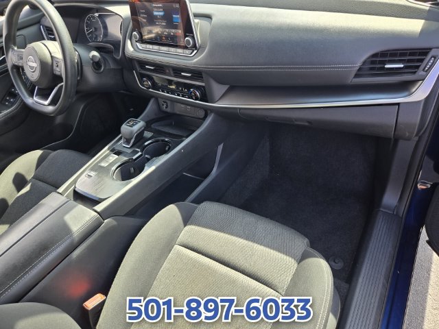 Used 2024 Nissan Rogue SV FWD image 15