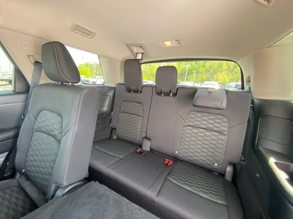 Used 2022 Nissan Pathfinder SV w/ SV Black Package image 26