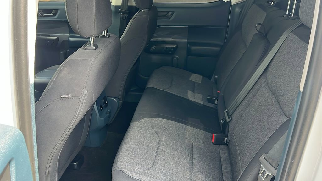 Certified 2024 Ford Maverick XLT w/ XLT Luxury Package FWD image 10