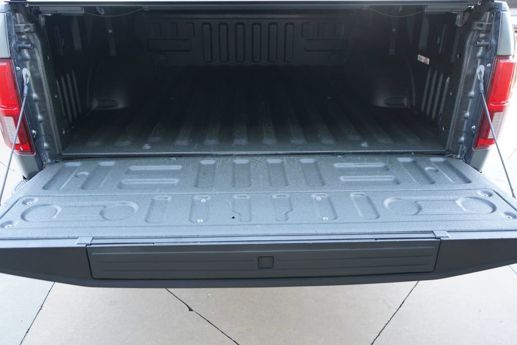 Certified 2019 Ford F150 Platinum w/ Equipment Group 701A Luxury AWD/4WD image 18