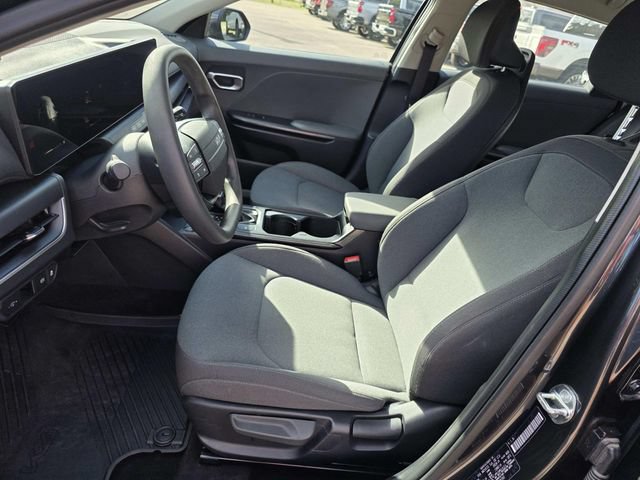 Used 2025 Kia K4 FWD image 12