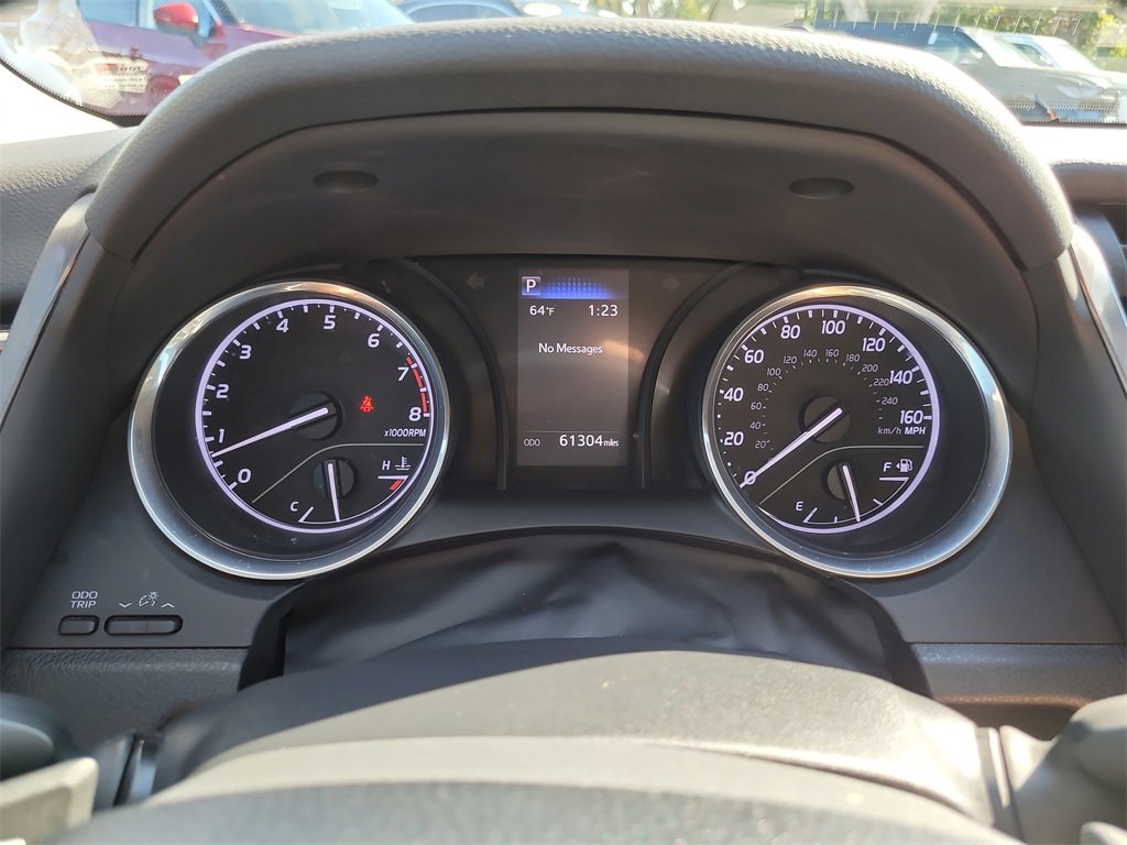 Used 2020 Toyota Camry SE image 29