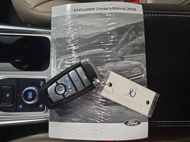 Certified 2023 Ford Explorer XLT w/ Equipment Group 202A AWD/4WD image 10
