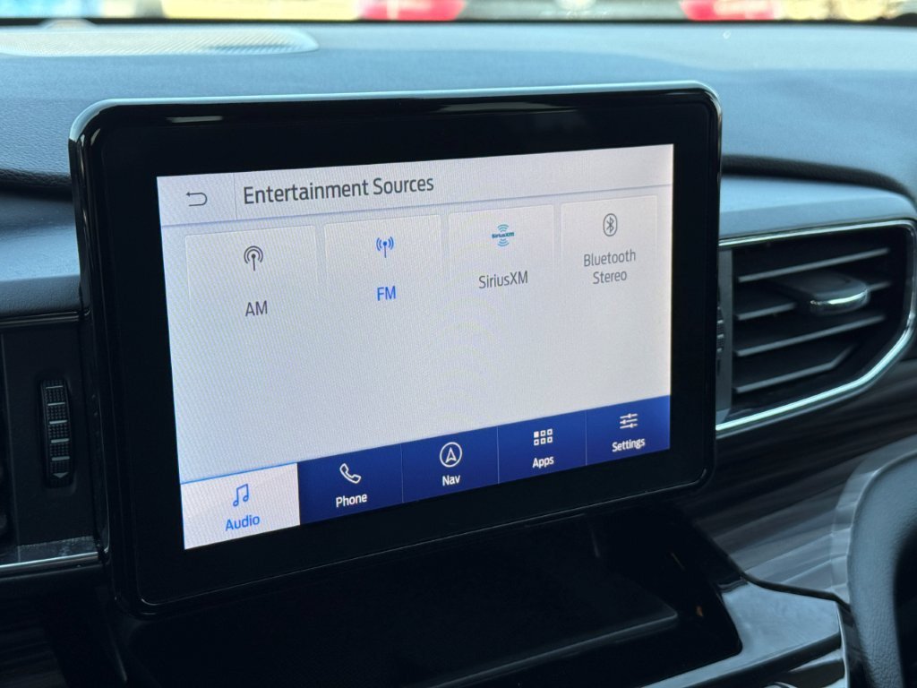 Certified 2023 Ford Explorer Limited AWD/4WD image 32