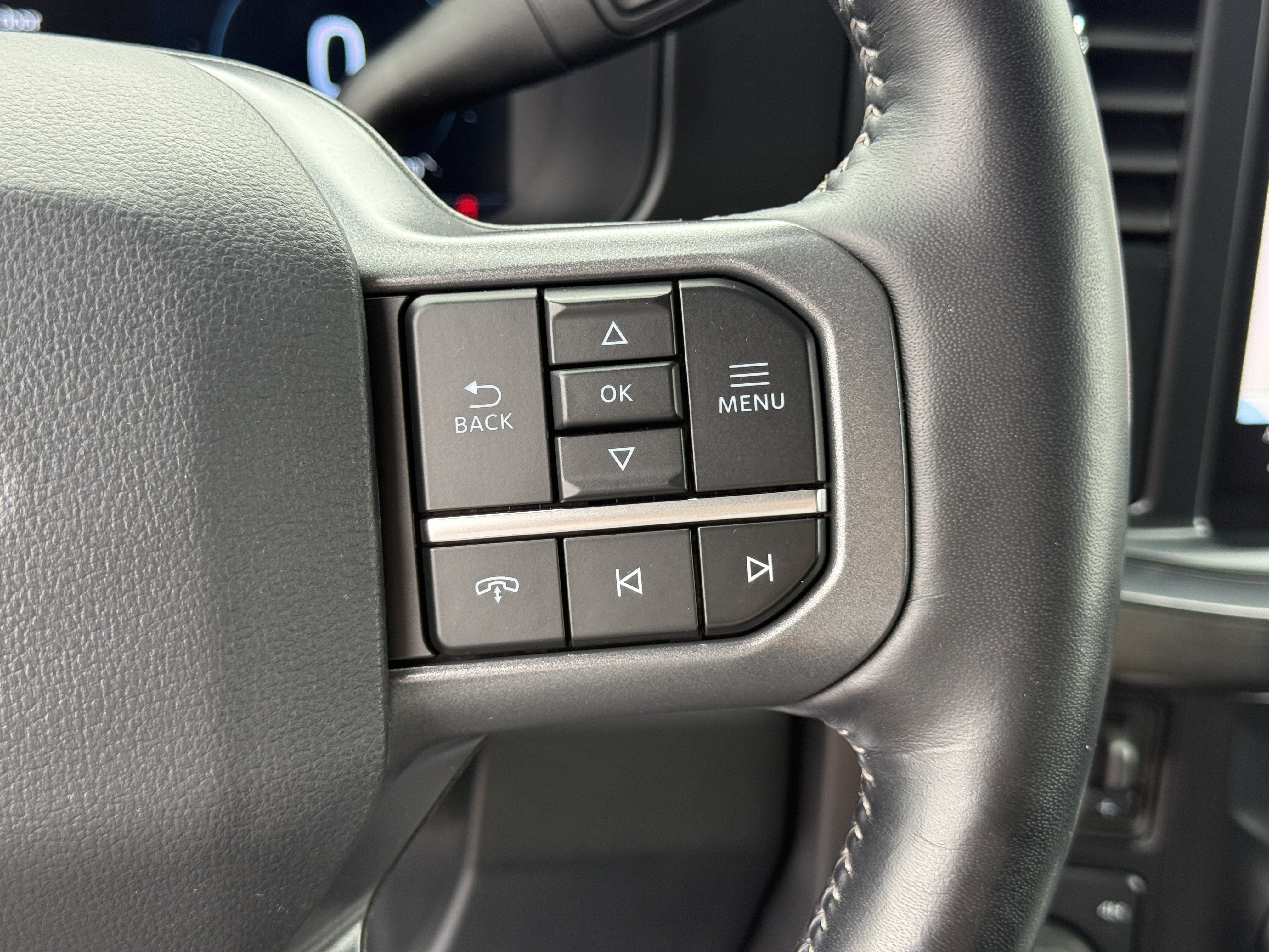 Certified 2024 Ford F250 Lariat w/ Sport Appearance Package AWD/4WD image 28